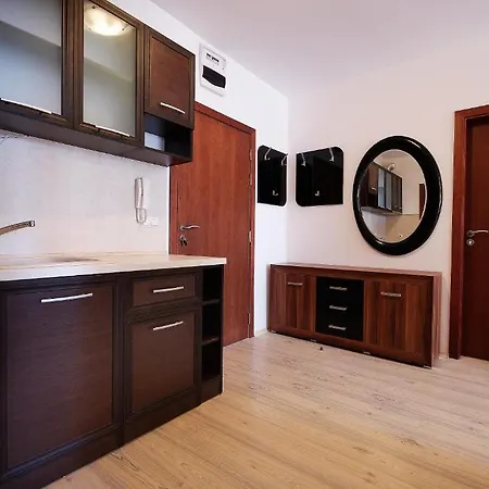 Apartment Miroslava *